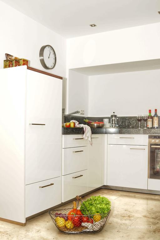 Apartment Am Schlosshof Besigheim Quarto foto