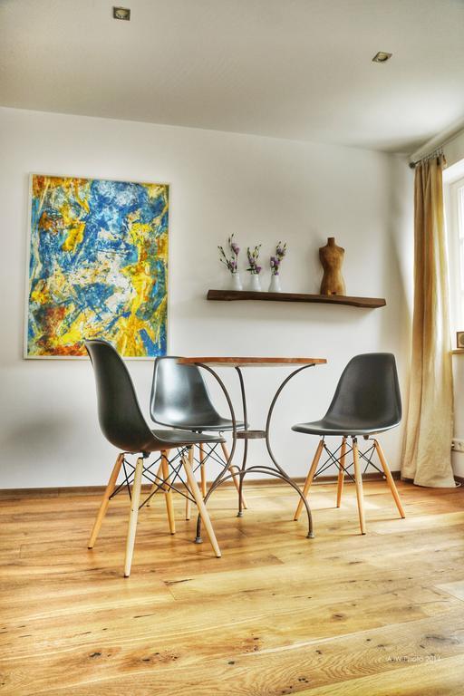 Apartment Am Schlosshof Besigheim Quarto foto